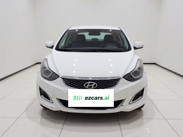 Elantra 2016 1.6L AT Smart photo 2