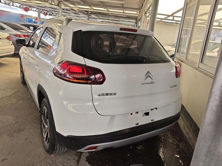 C3-XR 2018 1.6L AT Pioneer photo 3