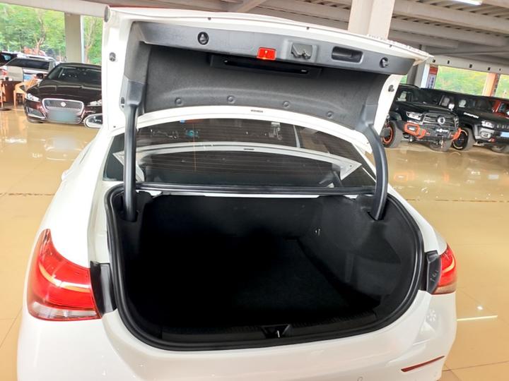 A-Class 2020 A 180 L Sport photo 8