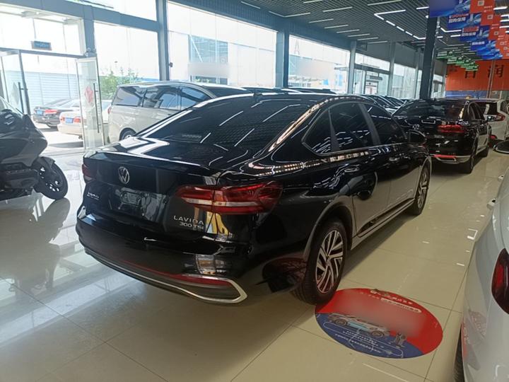 Lavida 2023 300TSI DSG photo 4