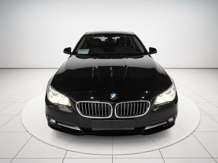 5 Series Imported 2014 520i photo 2