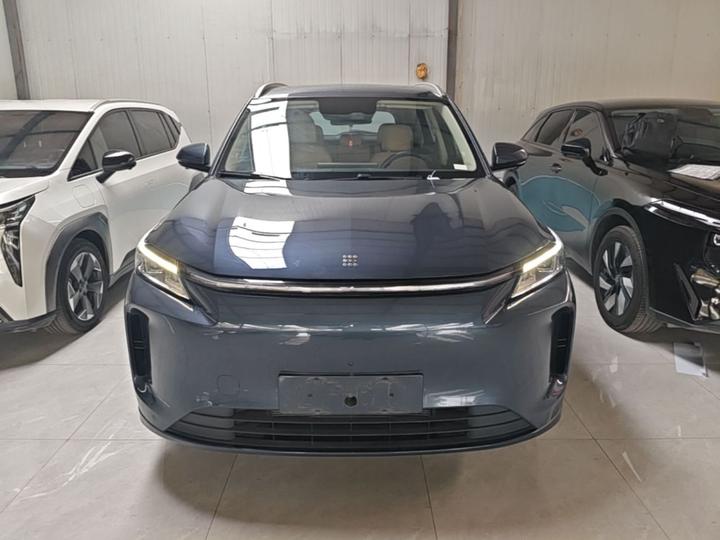 Bluelectric E5 PLUS 2025 120km Standard Wagon 5-Seater photo 2
