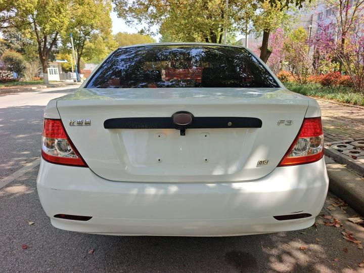 F3 2012 1.5L MT Comfort photo 3