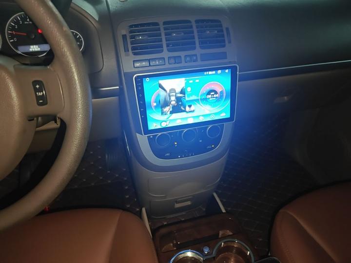 GL8 2014 2.4L Classic photo 8