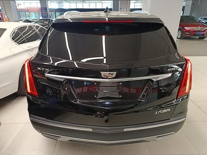 XT5 2020 28T Luxury photo 5