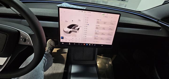 Model 3 2025 RWD photo 4