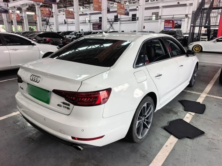A4L 2018 30 Anniversary 40 TFSI Progressive photo 6
