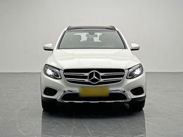 GLC 2016 GLC 260 4MATIC Dynamic photo 2