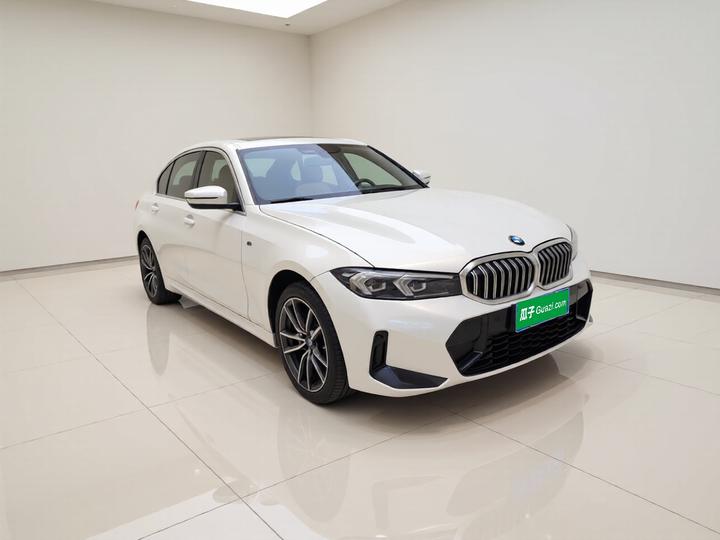 3 Series 2023 320Li M Sport Package photo 3