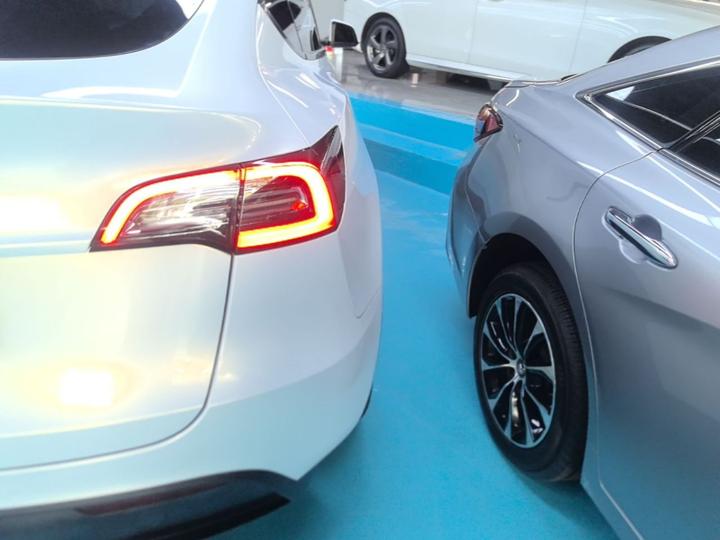 Model Y 2021 Standard Range RWD photo 7