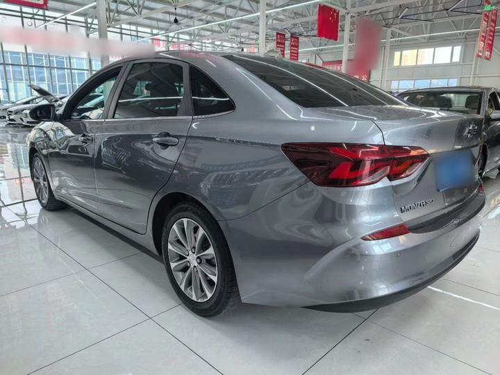 Cruze 2022 320 AT photo 4