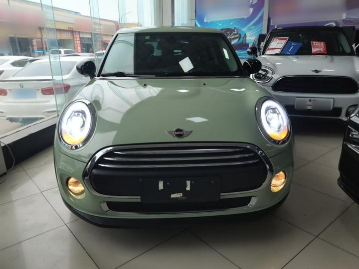 2016 1.2T ONE 5-Door photo 2
