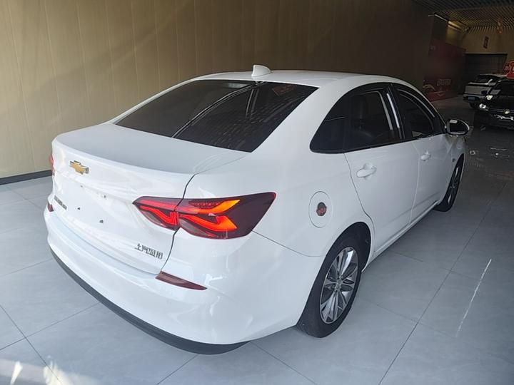 Cruze 2020 320 AT photo 6