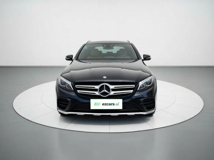 GLC 2017 GLC 260 4MATIC Luxury photo 2