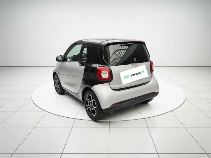 fortwo 2016 0.9T 66 Coupe photo 4