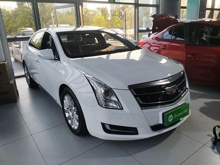 XTS 2017 28T Tech photo 3