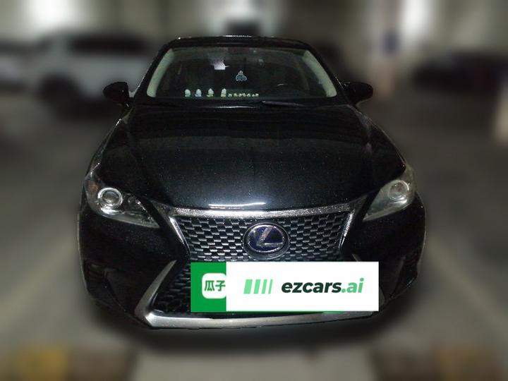 CT 2014 CT200h Comfort photo 2