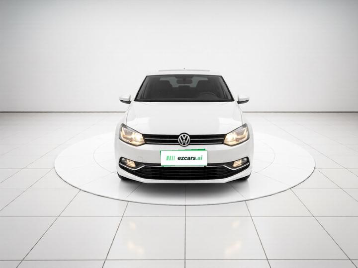 Polo 2016 1.6L AT Comfort photo 2