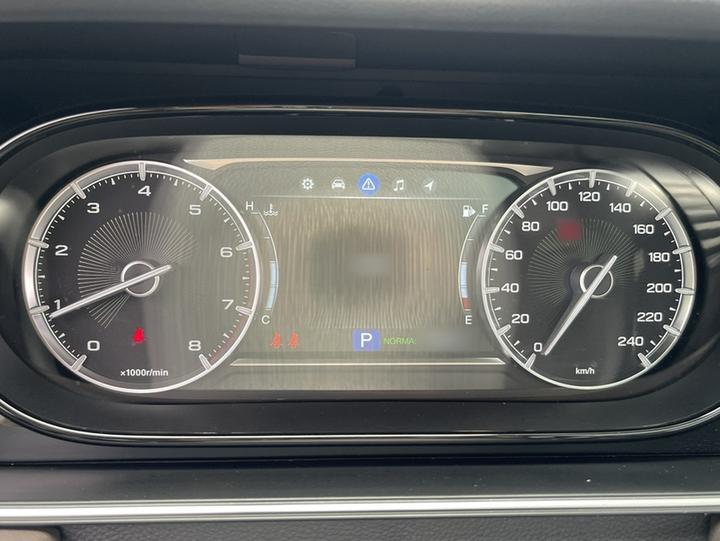GAC Trumpchi M6 2019 270T AT Exclusive 6-Seater China V photo 3