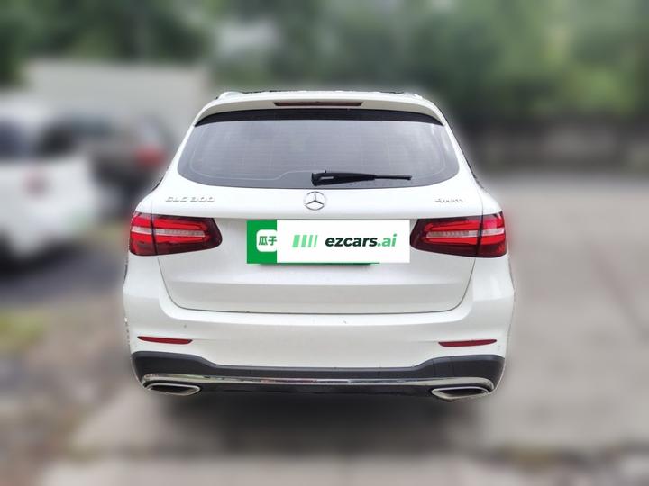GLC 2017 GLC 300 4MATIC Dynamic photo 5