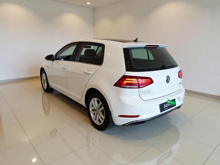 Golf 2018 230TSI AT Comfort photo 4