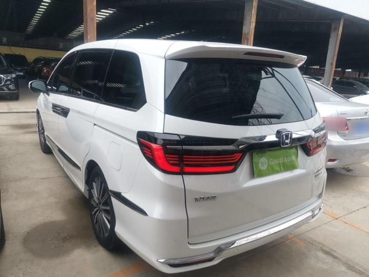 Elysion 2022 2.0L e:HEV Luxury photo 4