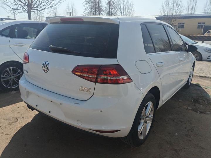 Golf 2017 230TSI MT Comfort Anniversary Edition photo 4