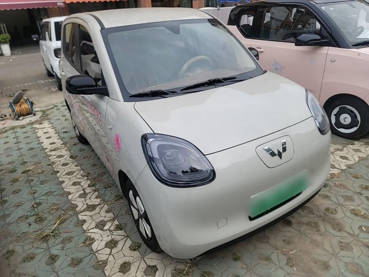 Hongguang MINIEV 2025 4th Gen 4-Door Advanced photo 3