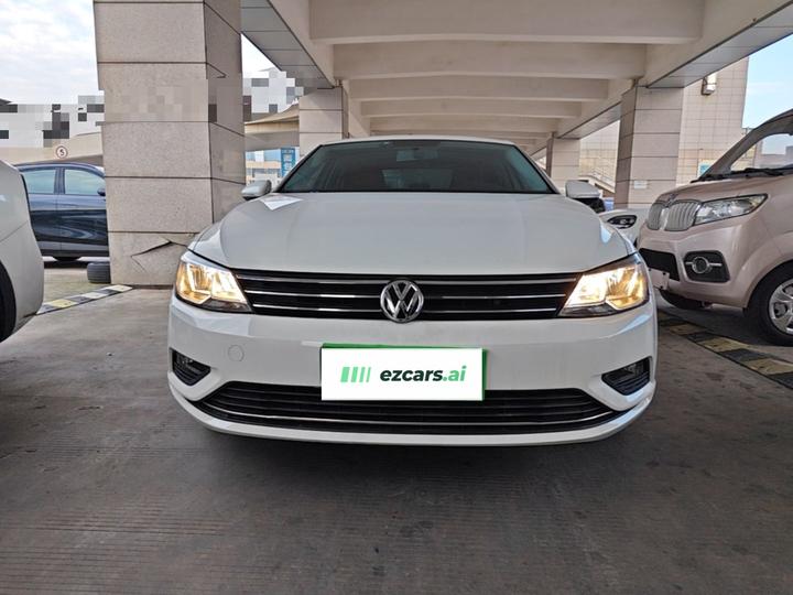 Lamando 2015 230TSI DSG photo 2