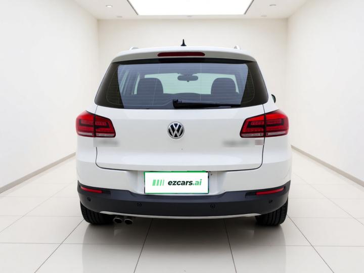 Tiguan 2015 1.8TSI AT RWD Luxury photo 5