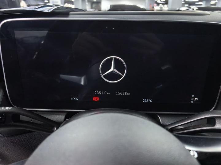 GLC 2024 GLC 300 L 4MATIC Luxury 5-Seater photo 7