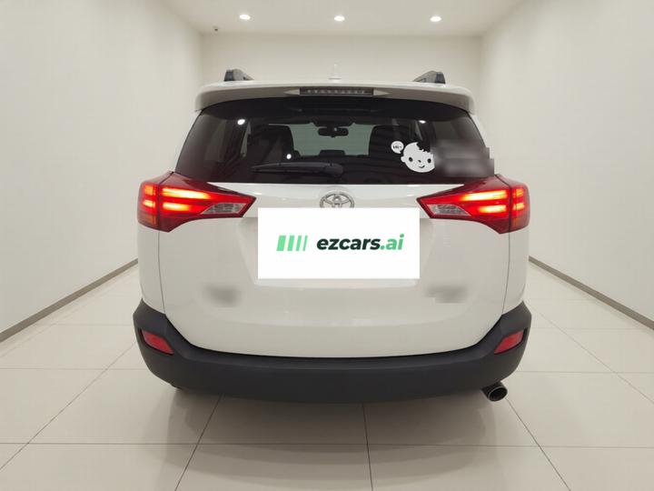 RAV4 2015 2.0L CVT RWD photo 3