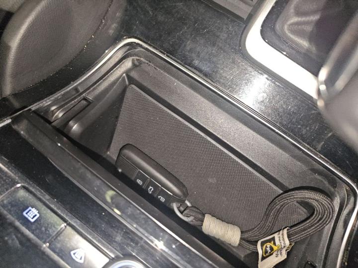 RX8 2019 30T RWD Flagship photo 8