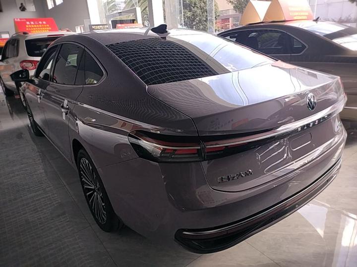 Passat 2025 Pro 380TSI photo 4