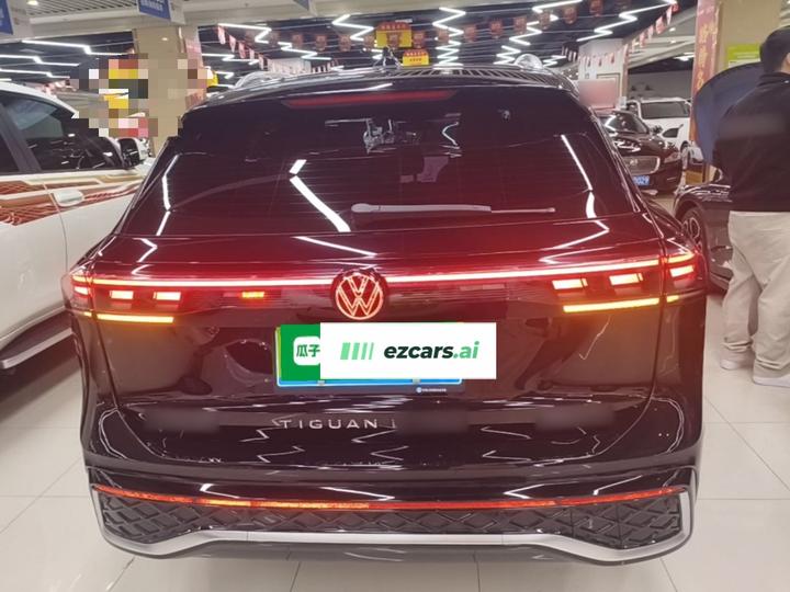 Tiguan L 2026 PRO 380TSI RWD R-Line Pilot photo 5