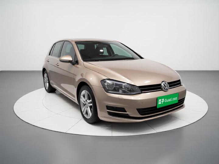 Golf 2016 1.6L AT Comfort photo 3