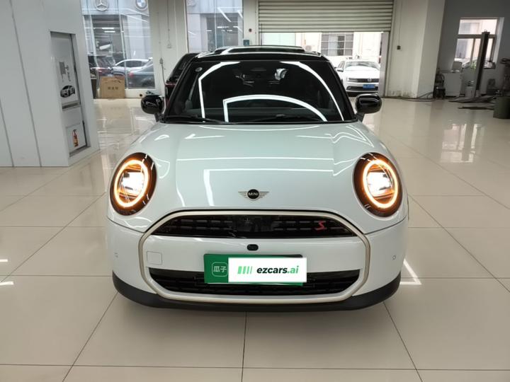 2025 2.0T COOPER S 5-Door photo 2