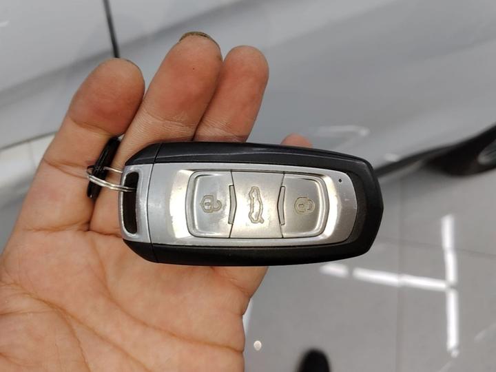 Boyue 2018 1.8TD AT RWD Connected 4G photo 8