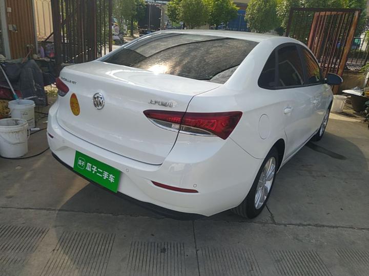 Excelle 2021 Facelift Classic 1.5L AT Elite photo 6