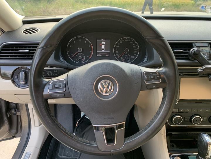 Passat 2015 1.8TSI DSG photo 4