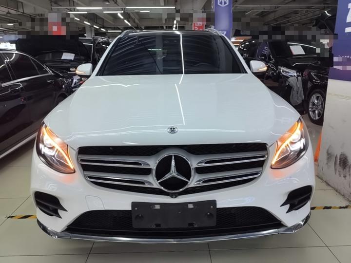 GLC 2017 GLC 260 4MATIC Luxury photo 2