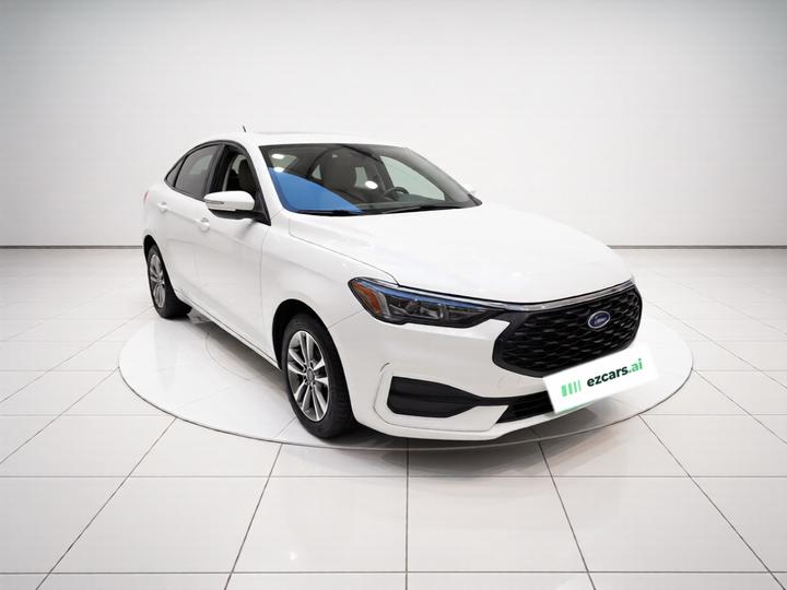 Escort 2021 1.5L AT photo 3