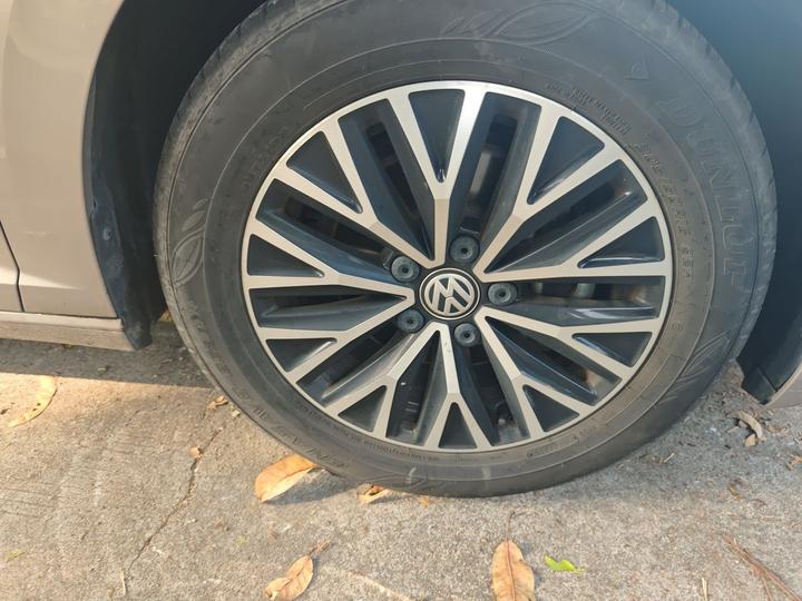 Sagitar 2021 200TSI DSG Comfort Connected photo 8