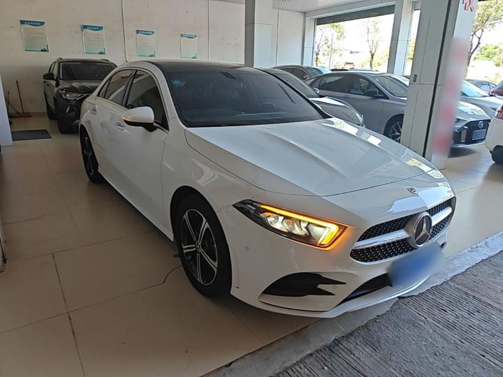 A-Class 2022 A 200 L Sport Dynamic photo 3