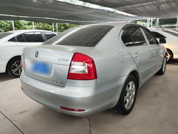 Octavia 2014 1.6L AT photo 4