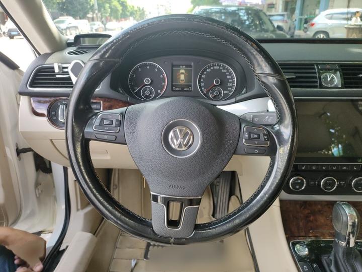 Passat 2013 1.8TSI DSG photo 3