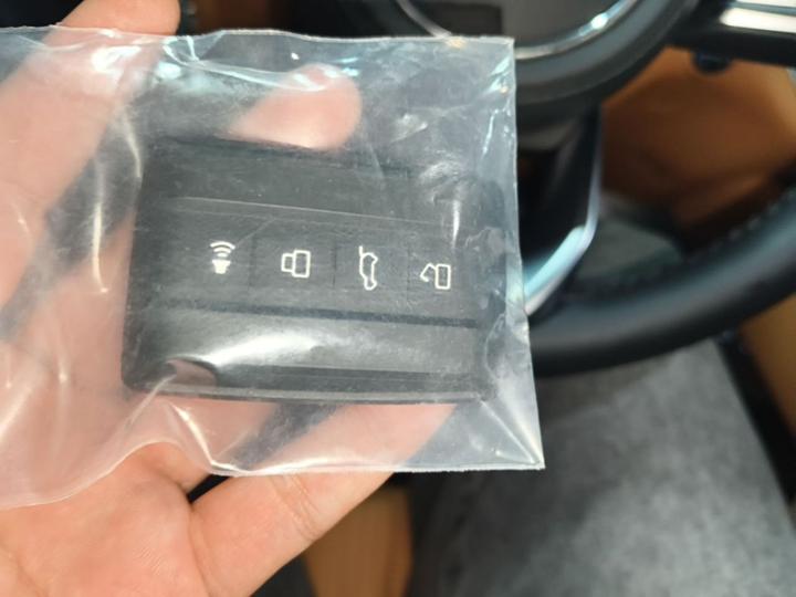 500 EV 2026 Hi4-T Smart photo 8