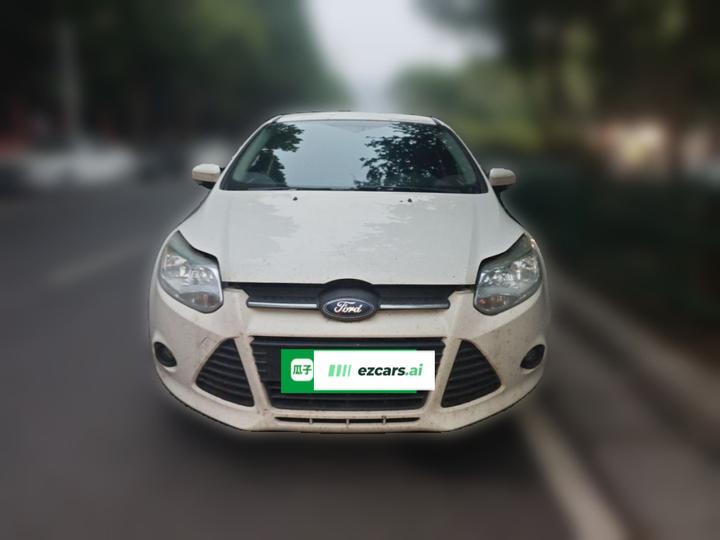 Focus 2012 Hatchback 1.6L MT Comfort photo 2
