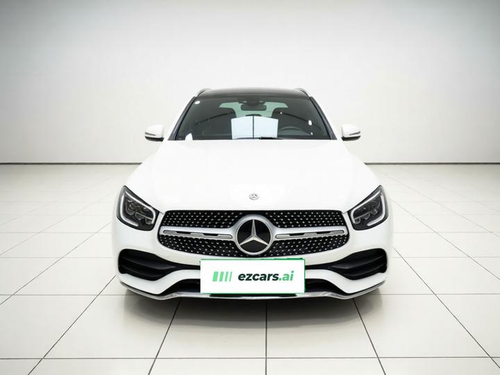 GLC 2020 GLC 260 L 4MATIC Luxury photo 2