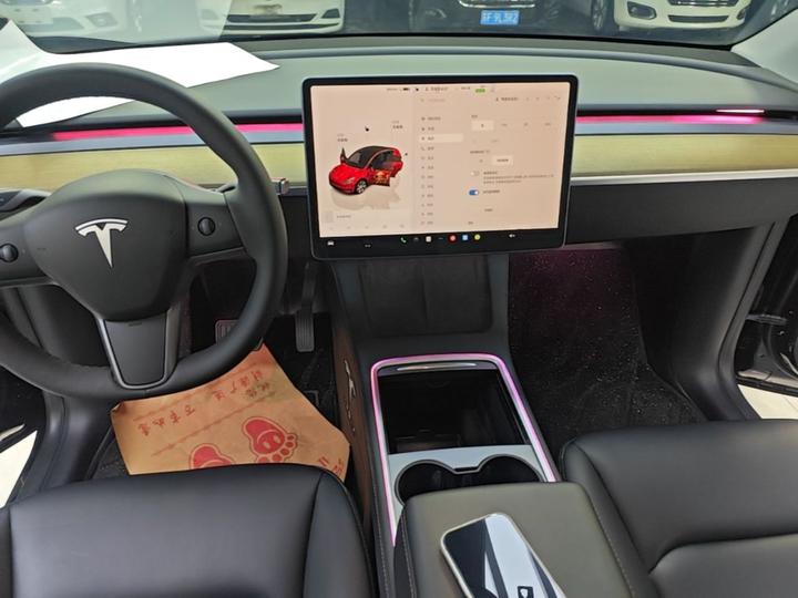 Model Y 2022 Facelift RWD photo 8